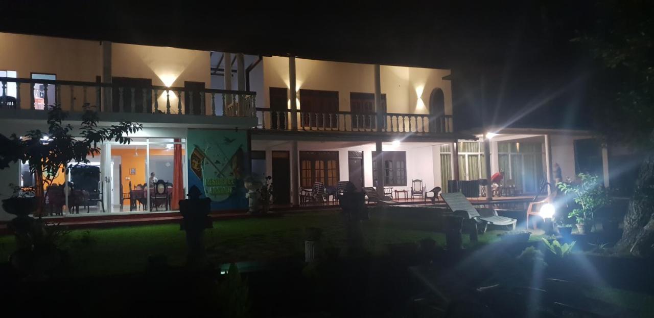 Residence Jasmine Aluthgama Exterior foto